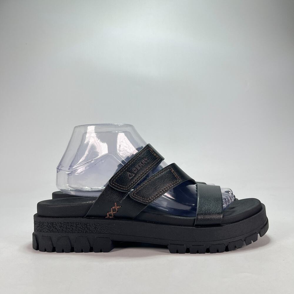 Gerry Choclo Black Platform Strappy Buckle Arch Support Sandals Women's Size 9